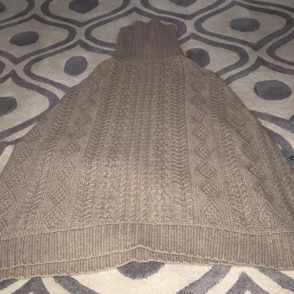 Chic Cape Sweater - Picture 7 of 7